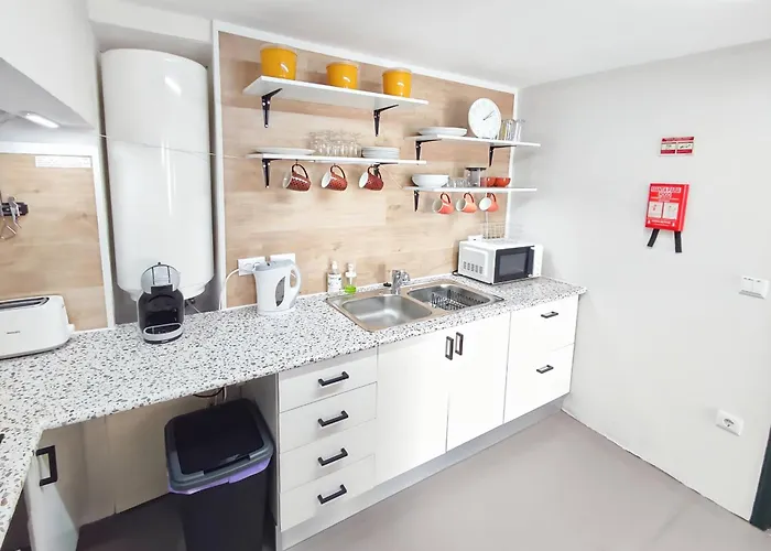 Historic Vineyard Retreat - 1785 Country In Peral Casa vacanze Peral (Lisbon)