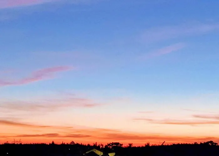 Historic Vineyard Retreat - 1785 Country In Peral Casa vacanze *